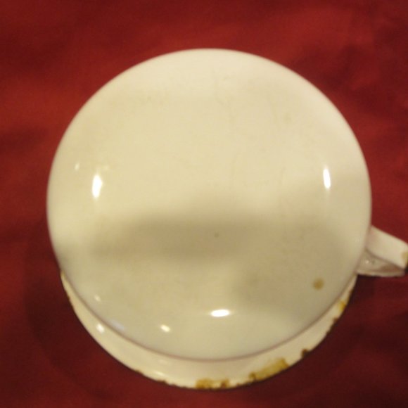 VTG LARGE ENAMEL CUP, WHITE W/BLACK ACCENTS - Picture 7 of 10